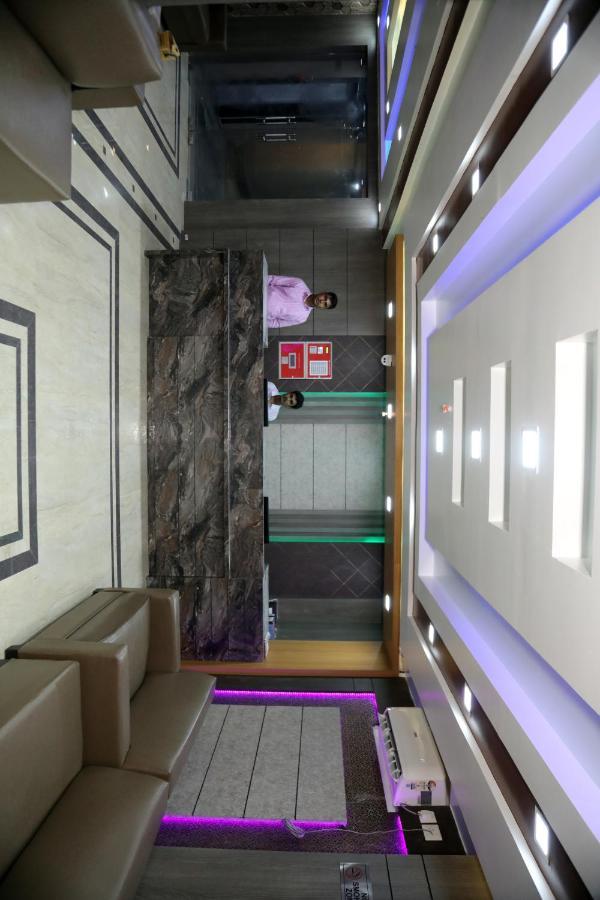 Baharampur Hotel Nandini מראה חיצוני תמונה