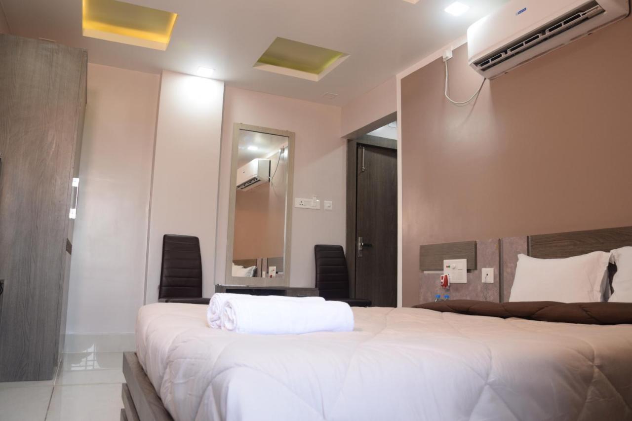 Baharampur Hotel Nandini מראה חיצוני תמונה