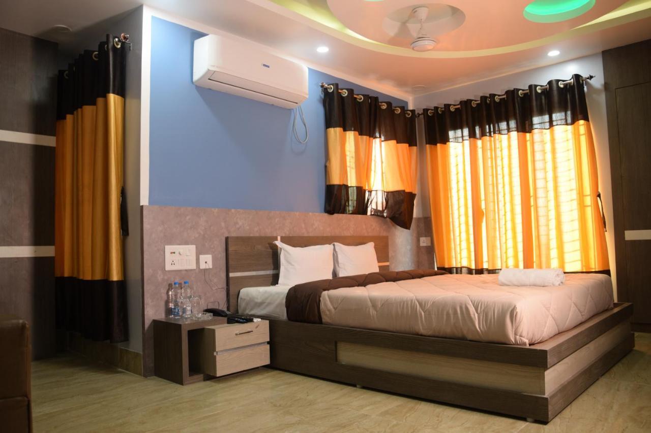 Baharampur Hotel Nandini מראה חיצוני תמונה