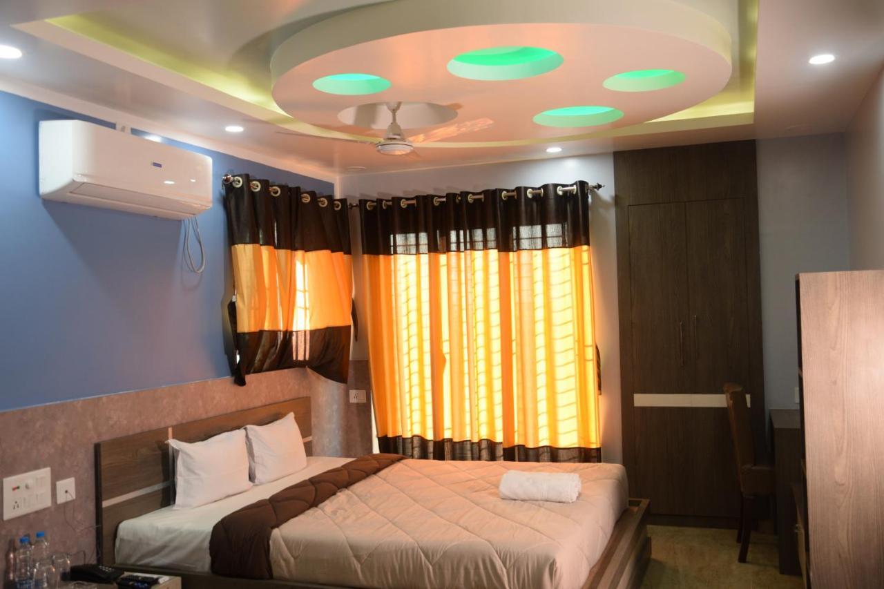 Baharampur Hotel Nandini מראה חיצוני תמונה